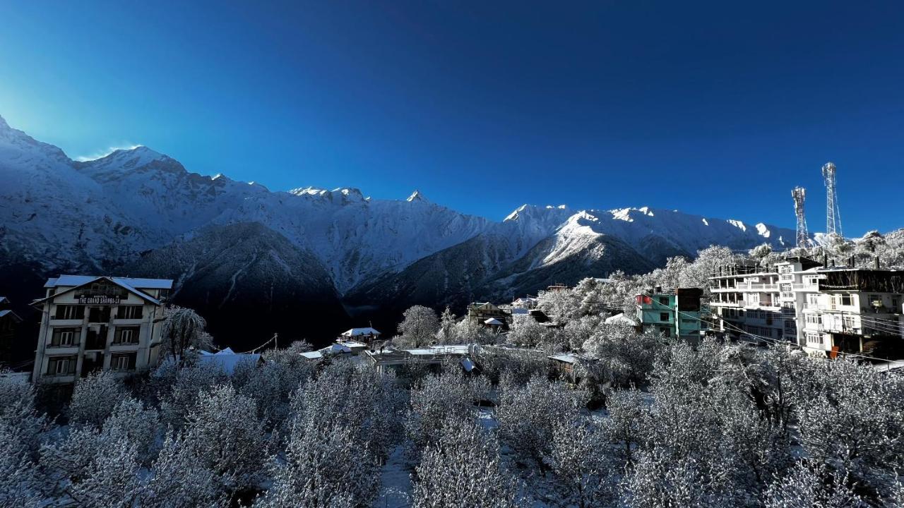 Hotel KALPA Buitenkant foto